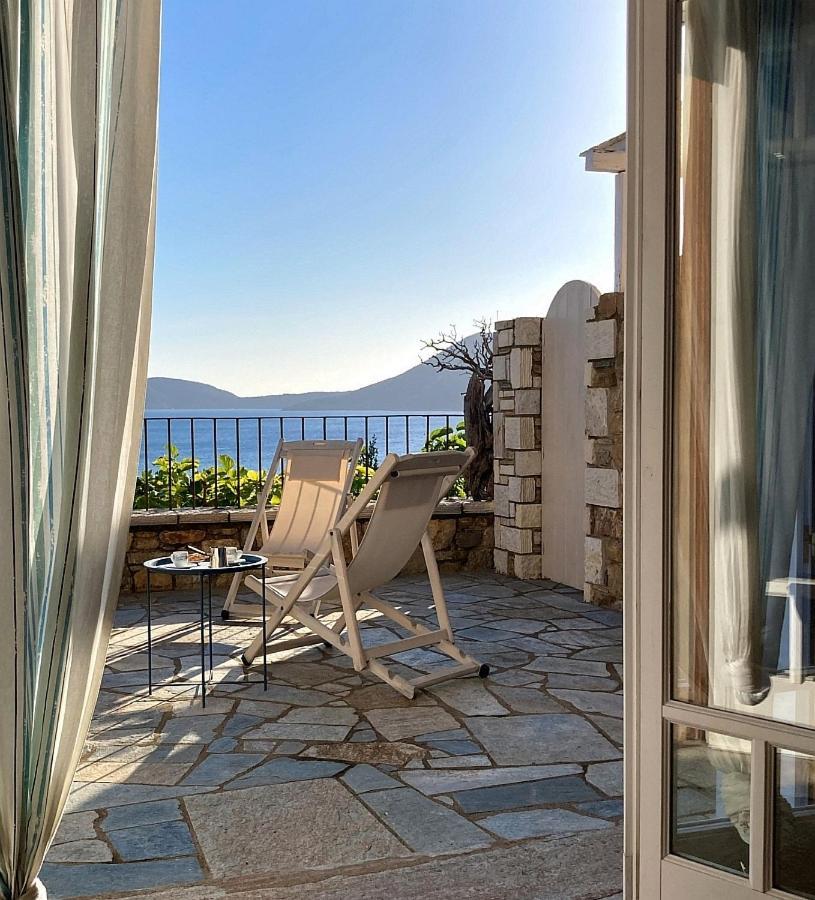 Lithea Villas And Studios By The Sea Ájosz Pétrosz Aloníszu Kültér fotó