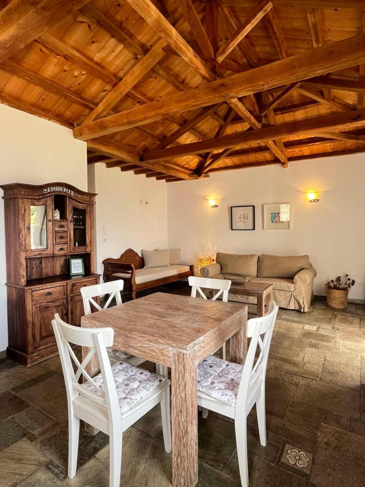 Lithea Villas And Studios By The Sea Ájosz Pétrosz Aloníszu Kültér fotó